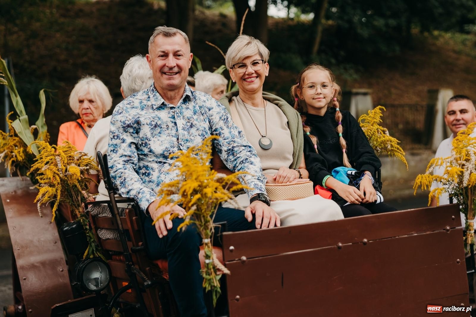 Zdjęcie w galerii na portalu naszraciborz.pl: Kosmiczny wyścig i powrót do korzeni – dożynki w Krowiarkach pełne atrakcji wiadomości z regionu
