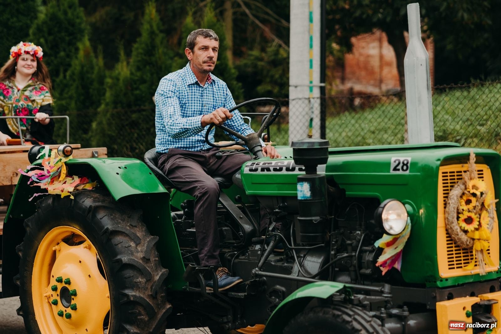 Zdjęcie w galerii na portalu naszraciborz.pl: Kosmiczny wyścig i powrót do korzeni – dożynki w Krowiarkach pełne atrakcji wiadomości z regionu