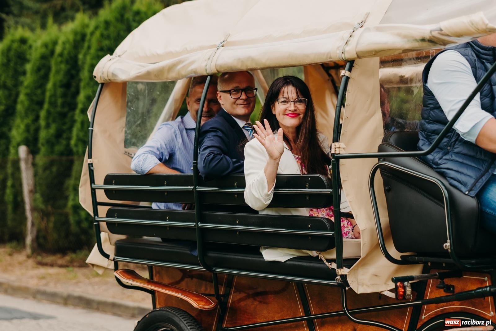 Zdjęcie w galerii na portalu naszraciborz.pl: Kosmiczny wyścig i powrót do korzeni – dożynki w Krowiarkach pełne atrakcji wiadomości z regionu