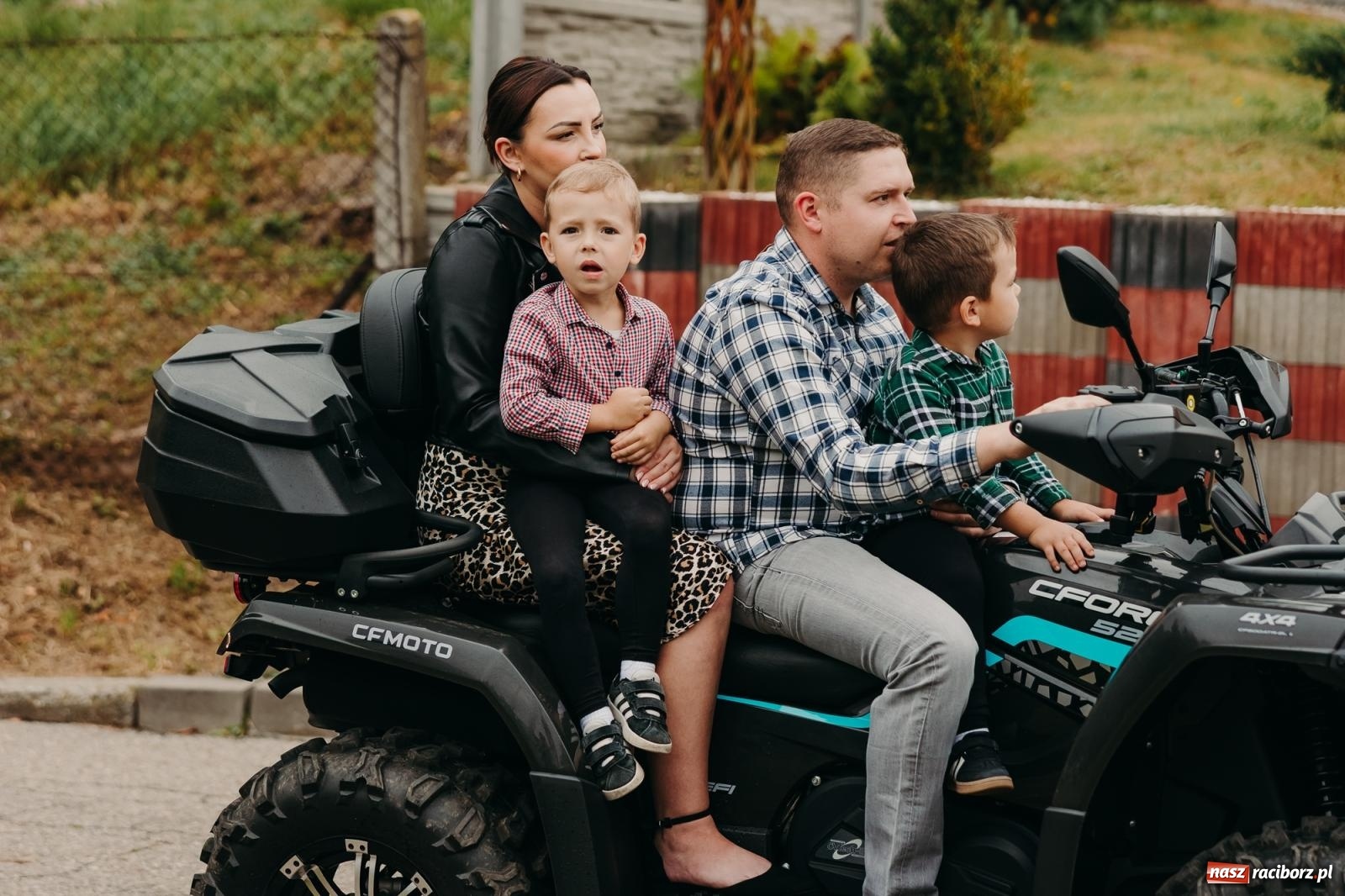 Zdjęcie w galerii na portalu naszraciborz.pl: Kosmiczny wyścig i powrót do korzeni – dożynki w Krowiarkach pełne atrakcji wiadomości z regionu