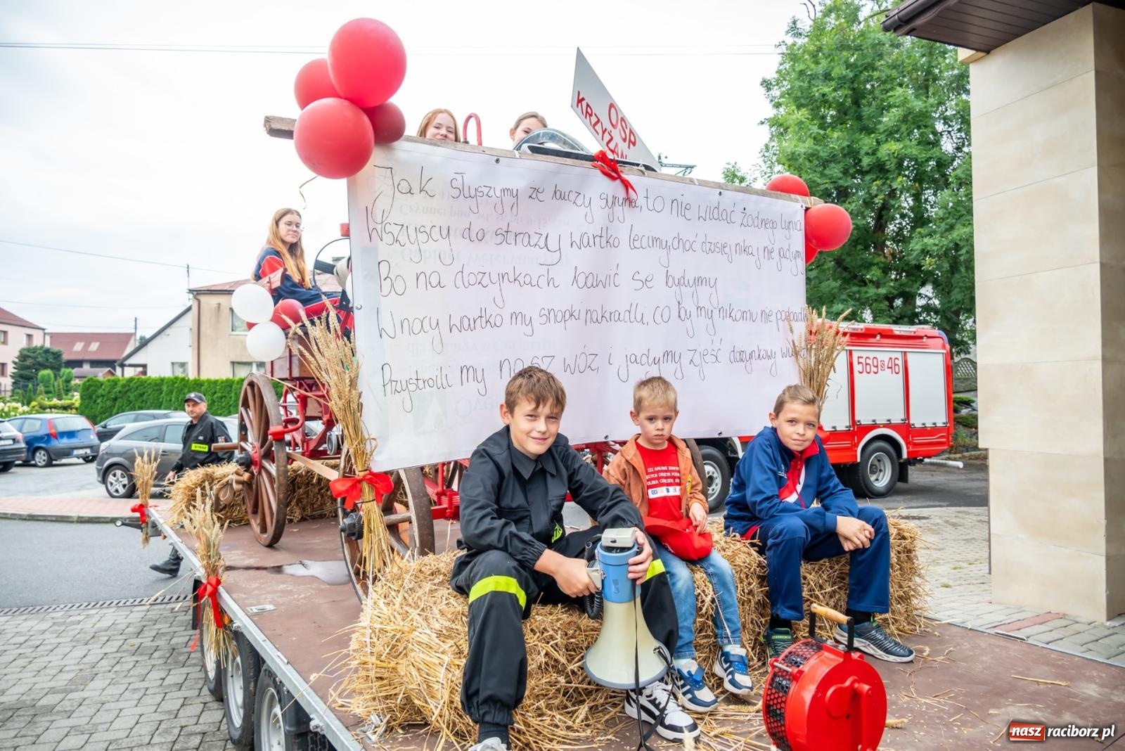 Zdjęcie w galerii na portalu naszraciborz.pl: Dożynki w Krzyżanowicach. Uśmiech, dixieland i wielkie maszyny [FOTO i WIDEO] wiadomości z regionu