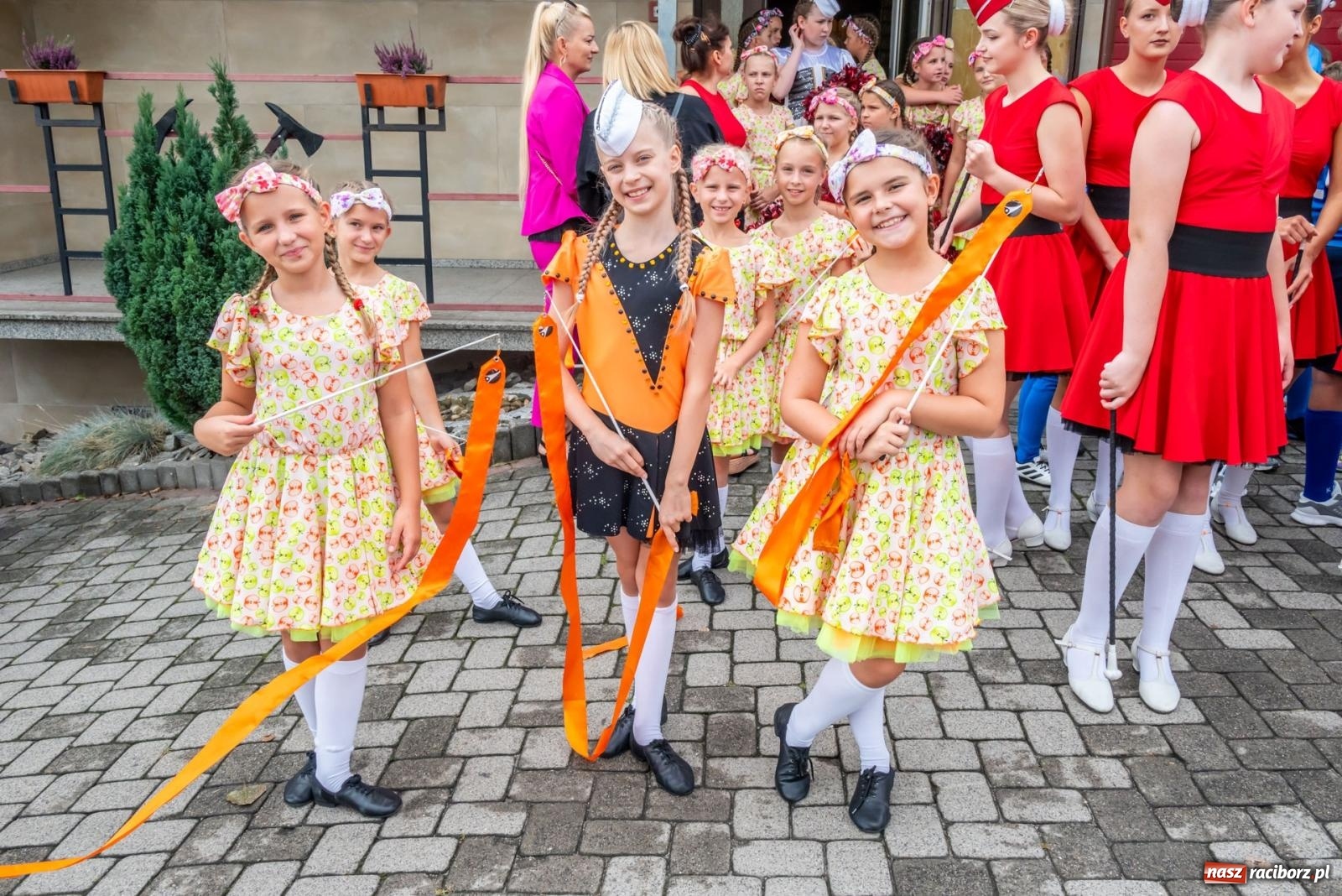 Zdjęcie w galerii na portalu naszraciborz.pl: Dożynki w Krzyżanowicach. Uśmiech, dixieland i wielkie maszyny [FOTO i WIDEO] wiadomości z regionu