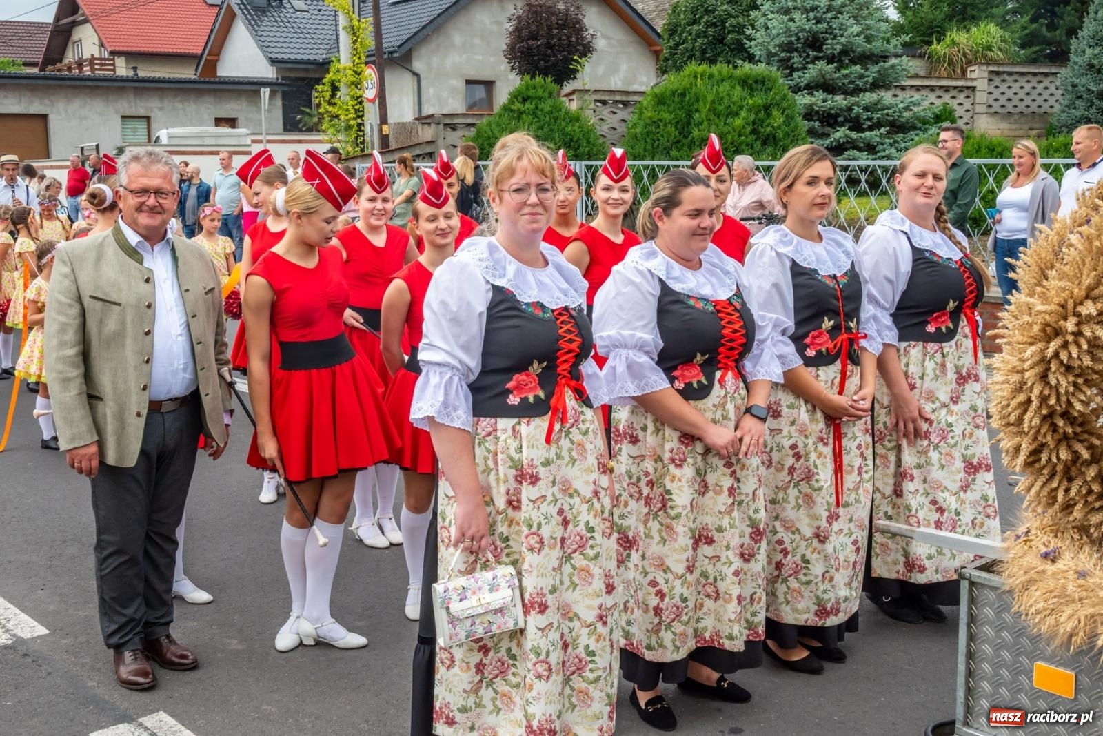 Zdjęcie w galerii na portalu naszraciborz.pl: Dożynki w Krzyżanowicach. Uśmiech, dixieland i wielkie maszyny [FOTO i WIDEO] wiadomości z regionu