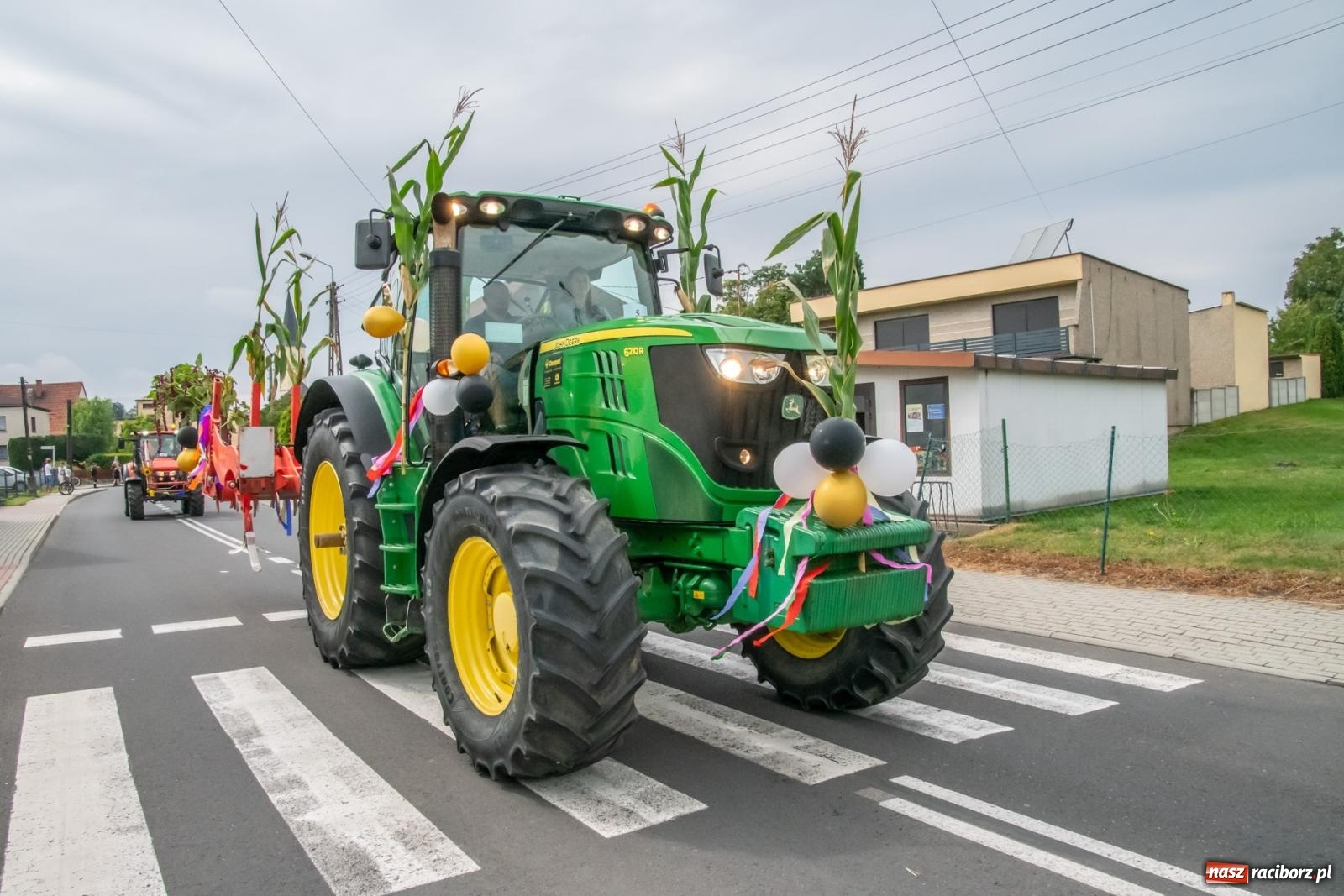 Zdjęcie w galerii na portalu naszraciborz.pl: Dożynki w Krzyżanowicach. Uśmiech, dixieland i wielkie maszyny [FOTO i WIDEO] wiadomości z regionu