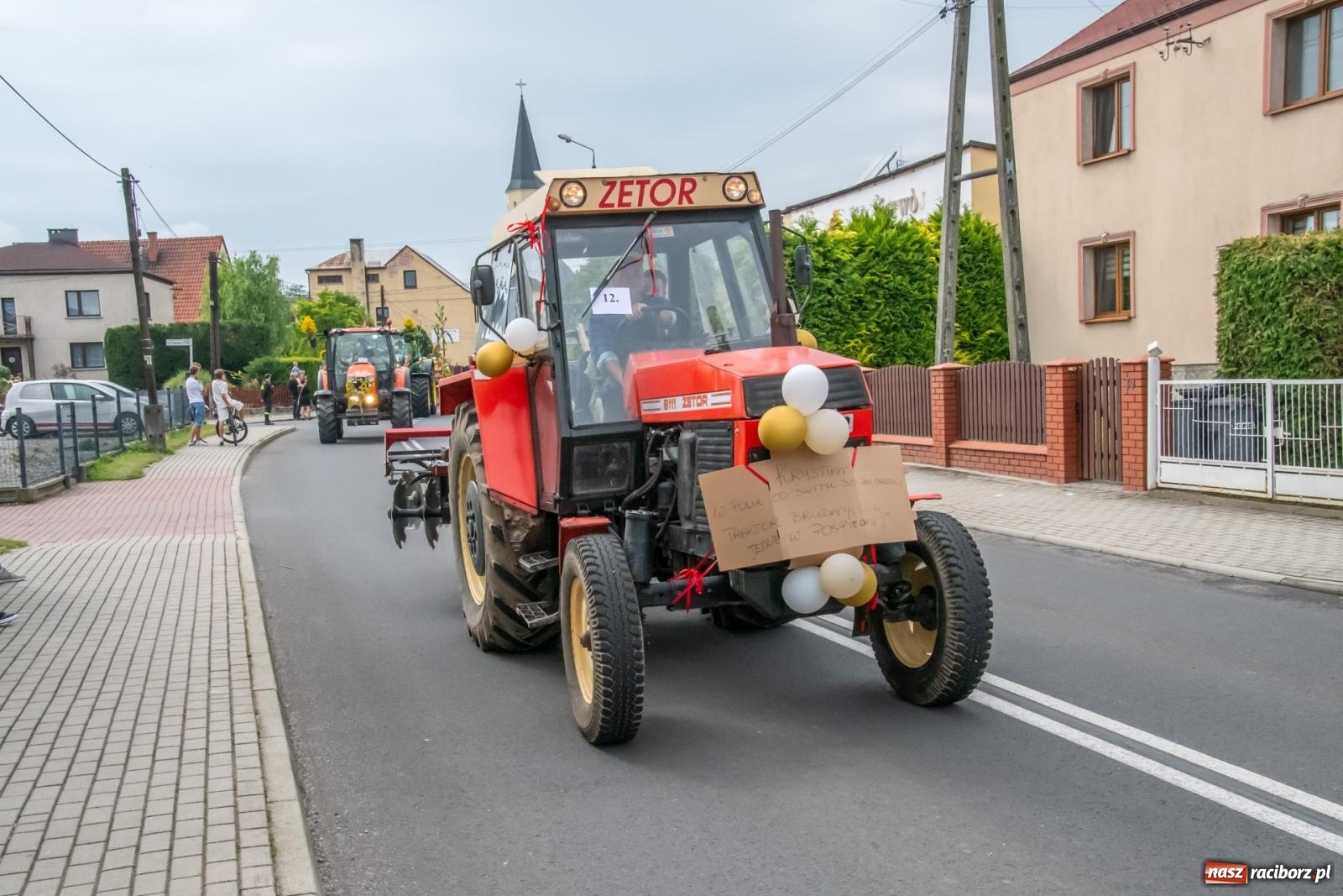 Zdjęcie w galerii na portalu naszraciborz.pl: Dożynki w Krzyżanowicach. Uśmiech, dixieland i wielkie maszyny [FOTO i WIDEO] wiadomości z regionu