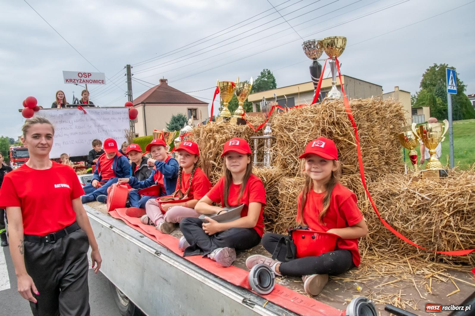 Zdjęcie w galerii na portalu naszraciborz.pl: Dożynki w Krzyżanowicach. Uśmiech, dixieland i wielkie maszyny [FOTO i WIDEO] wiadomości z regionu