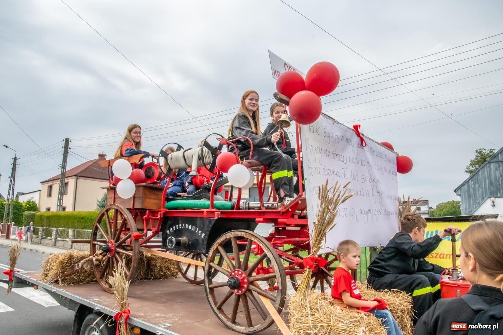 Zdjęcie w galerii na portalu naszraciborz.pl: Dożynki w Krzyżanowicach. Uśmiech, dixieland i wielkie maszyny [FOTO i WIDEO] wiadomości z regionu