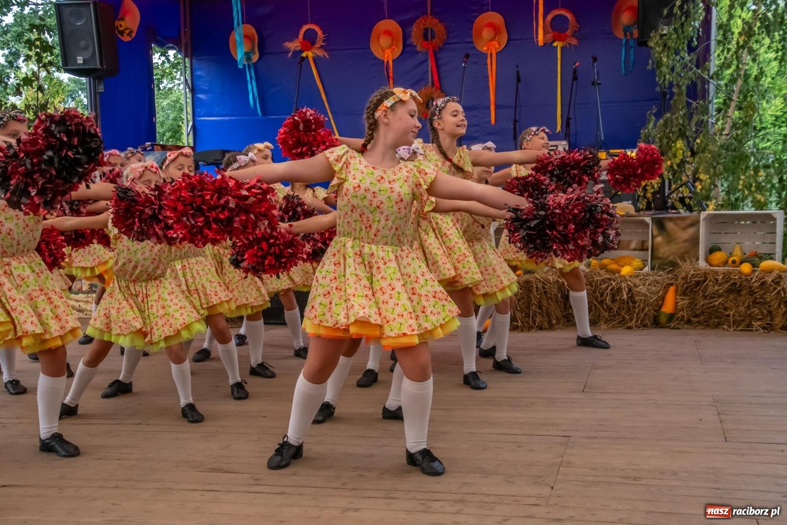 Zdjęcie w galerii na portalu naszraciborz.pl: Dożynki w Krzyżanowicach. Uśmiech, dixieland i wielkie maszyny [FOTO i WIDEO] wiadomości z regionu