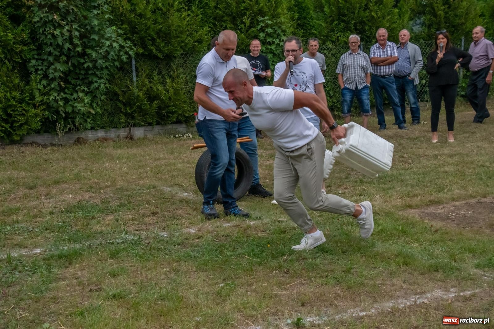 Zdjęcie w galerii na portalu naszraciborz.pl: Dożynki w Krzyżanowicach. Uśmiech, dixieland i wielkie maszyny [FOTO i WIDEO] wiadomości z regionu