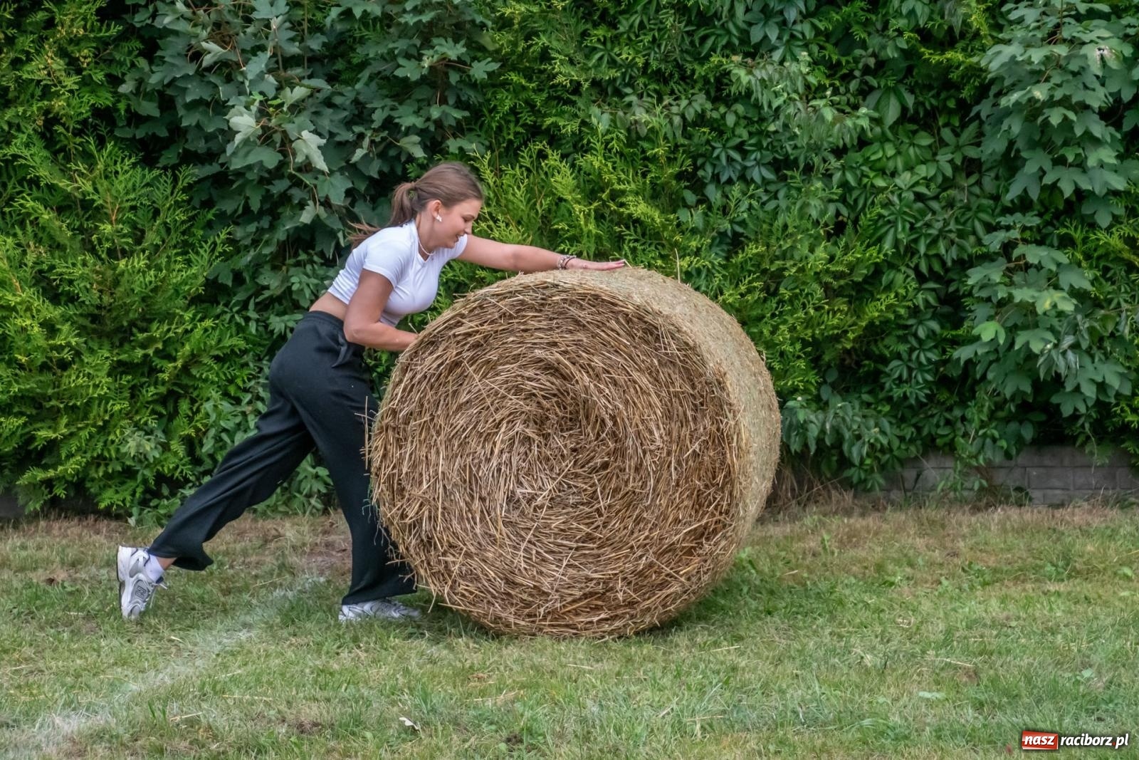 Zdjęcie w galerii na portalu naszraciborz.pl: Dożynki w Krzyżanowicach. Uśmiech, dixieland i wielkie maszyny [FOTO i WIDEO] wiadomości z regionu