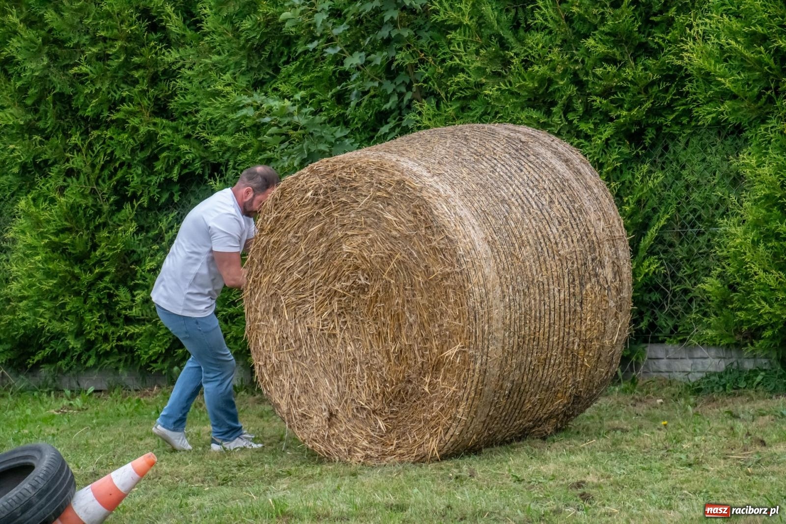 Zdjęcie w galerii na portalu naszraciborz.pl: Dożynki w Krzyżanowicach. Uśmiech, dixieland i wielkie maszyny [FOTO i WIDEO] wiadomości z regionu