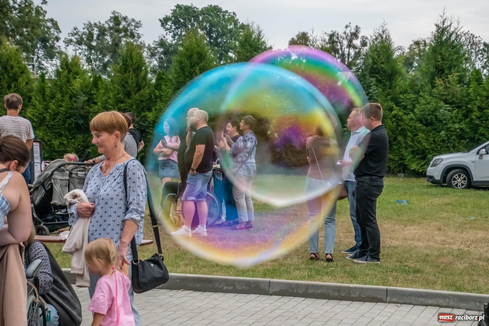 Zdjęcie w galerii na portalu naszraciborz.pl: Dożynki w Krzyżanowicach. Uśmiech, dixieland i wielkie maszyny [FOTO i WIDEO] wiadomości z regionu