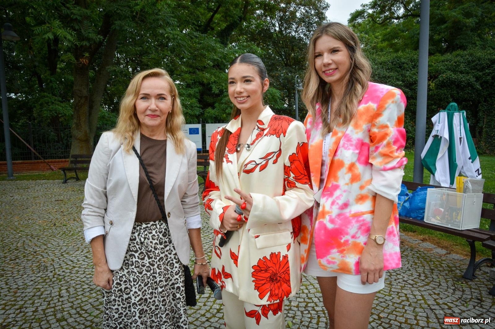 Zdjęcie w galerii na portalu naszraciborz.pl: Sztefa i Brajan, Freddie, EMI oraz Beskidzcy zbóje pożegnali wakacje na zamku [FOTO i WIDEO] wiadomości z regionu