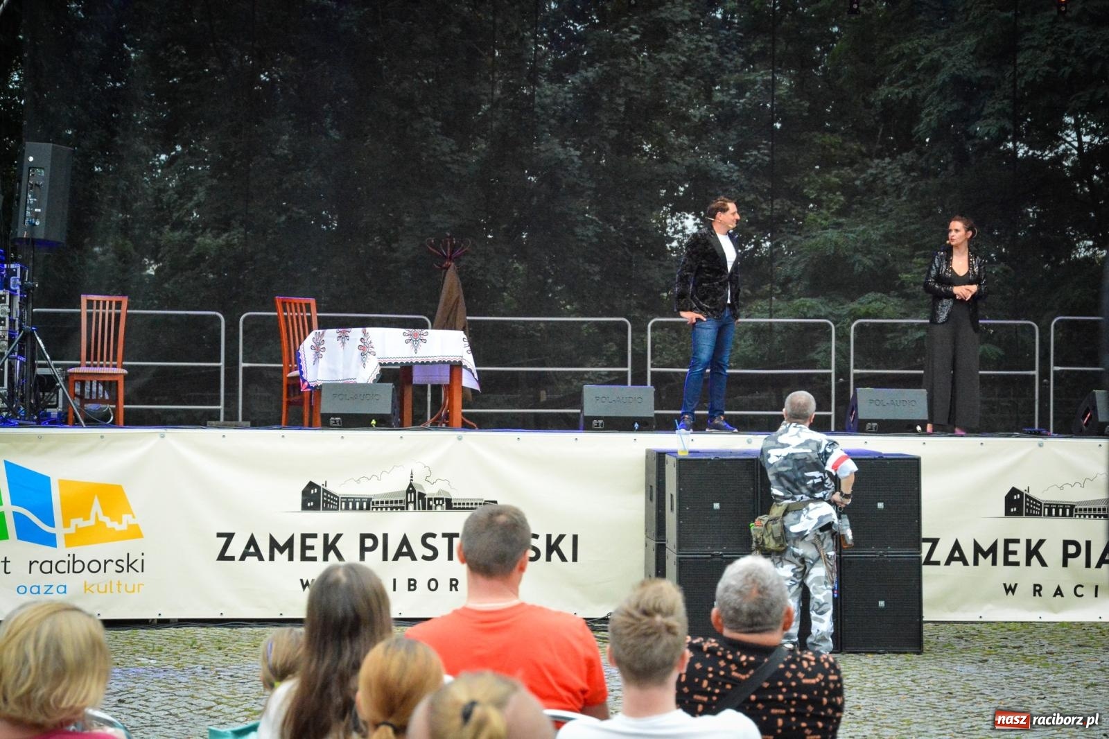 Zdjęcie w galerii na portalu naszraciborz.pl: Sztefa i Brajan, Freddie, EMI oraz Beskidzcy zbóje pożegnali wakacje na zamku [FOTO i WIDEO] wiadomości z regionu