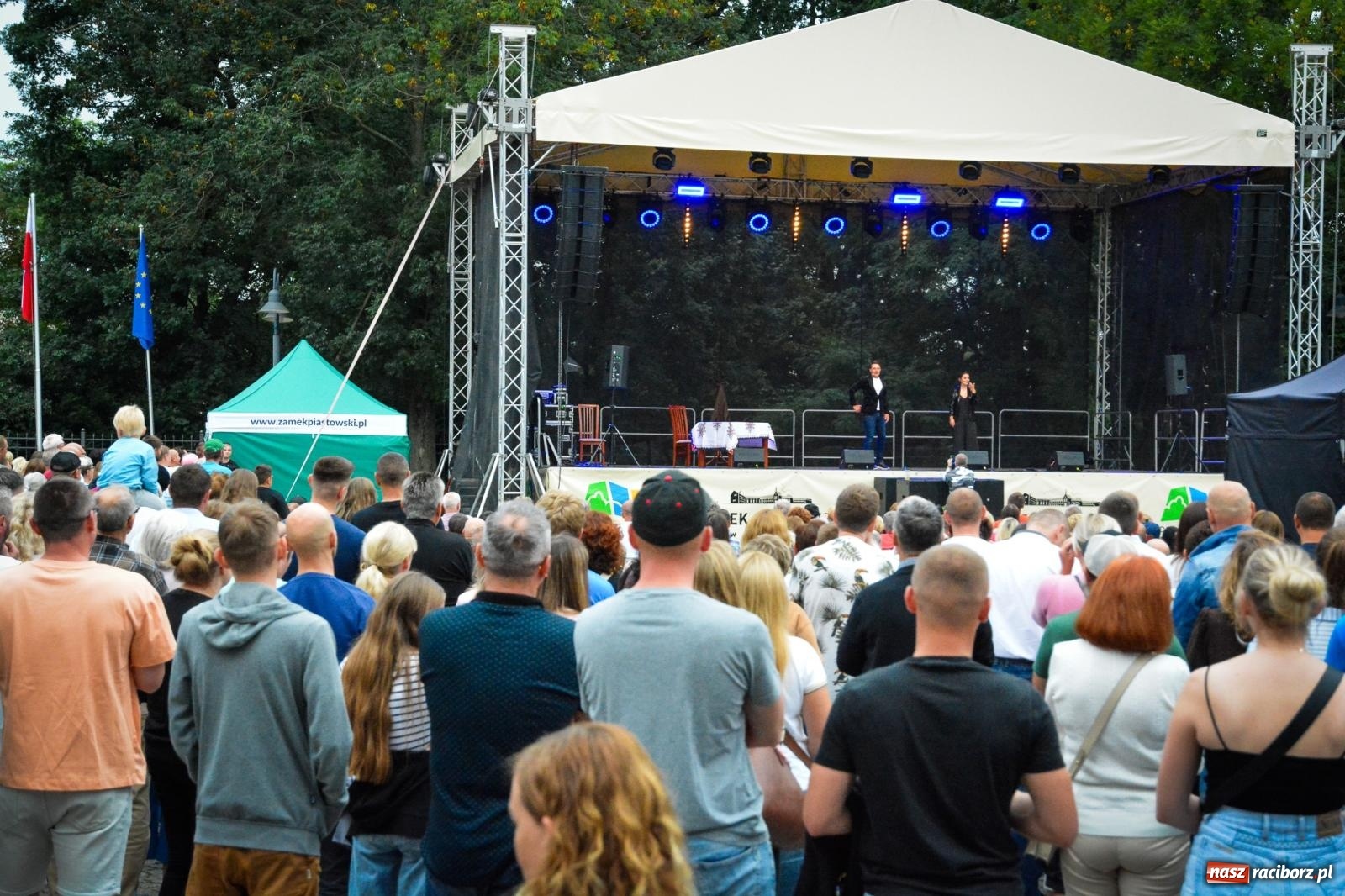 Zdjęcie w galerii na portalu naszraciborz.pl: Sztefa i Brajan, Freddie, EMI oraz Beskidzcy zbóje pożegnali wakacje na zamku [FOTO i WIDEO] wiadomości z regionu