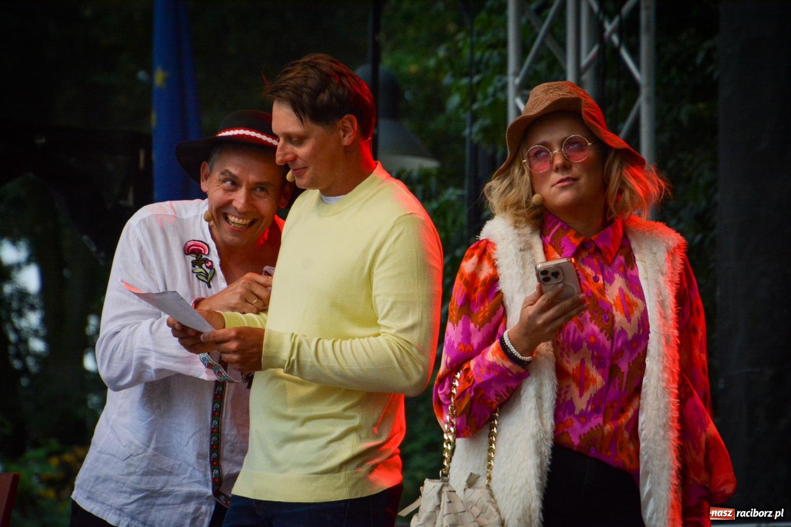 Zdjęcie w galerii na portalu naszraciborz.pl: Sztefa i Brajan, Freddie, EMI oraz Beskidzcy zbóje pożegnali wakacje na zamku [FOTO i WIDEO] wiadomości z regionu