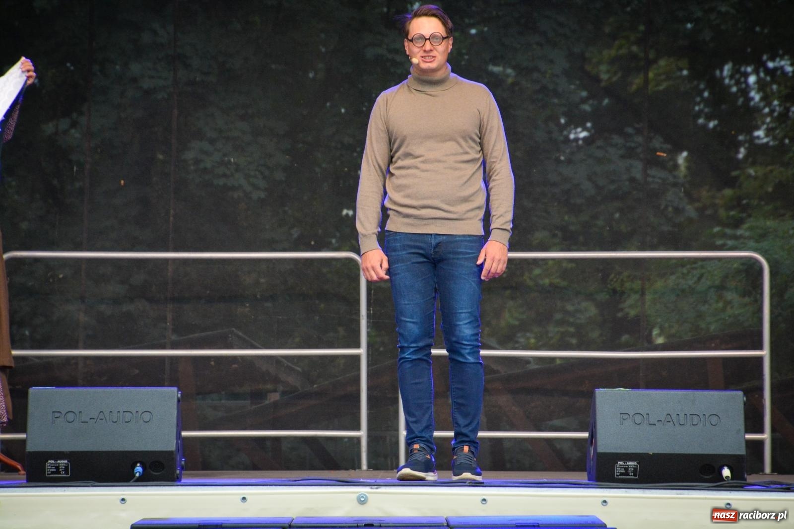 Zdjęcie w galerii na portalu naszraciborz.pl: Sztefa i Brajan, Freddie, EMI oraz Beskidzcy zbóje pożegnali wakacje na zamku [FOTO i WIDEO] wiadomości z regionu