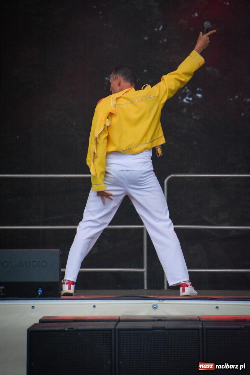 Zdjęcie w galerii na portalu naszraciborz.pl: Sztefa i Brajan, Freddie, EMI oraz Beskidzcy zbóje pożegnali wakacje na zamku [FOTO i WIDEO] wiadomości z regionu