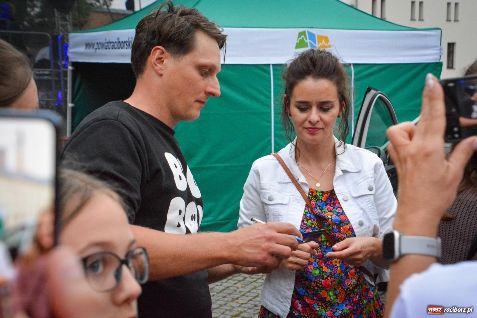Zdjęcie w galerii na portalu naszraciborz.pl: Sztefa i Brajan, Freddie, EMI oraz Beskidzcy zbóje pożegnali wakacje na zamku [FOTO i WIDEO] wiadomości z regionu