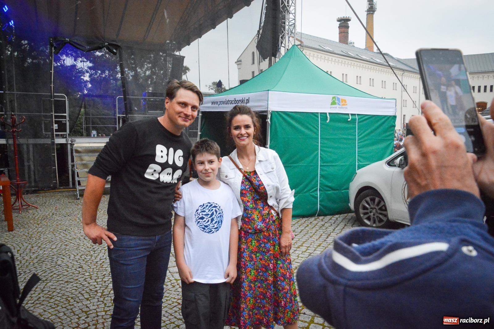 Zdjęcie w galerii na portalu naszraciborz.pl: Sztefa i Brajan, Freddie, EMI oraz Beskidzcy zbóje pożegnali wakacje na zamku [FOTO i WIDEO] wiadomości z regionu