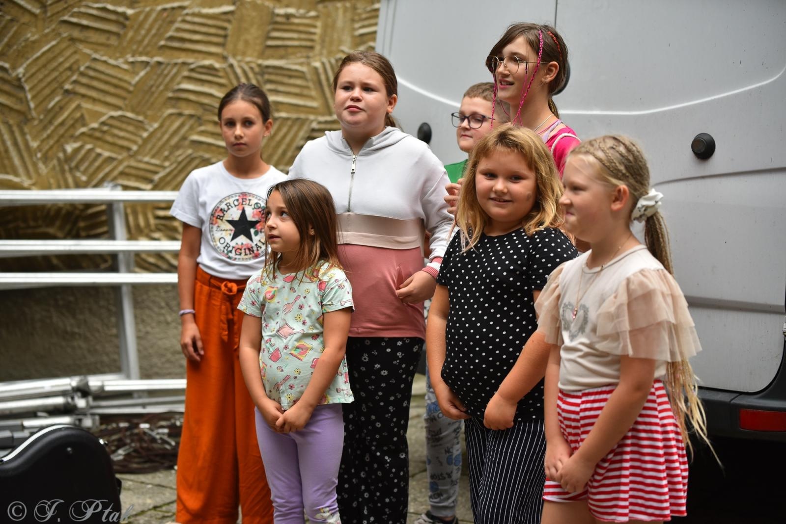 Zdjęcie w galerii na portalu naszraciborz.pl: Polski Wieczór Uwielbienia i konferencja ks. Piotra Morcińca zwieńczyły 34. Festiwal Spotkałem Pana wiadomości z regionu