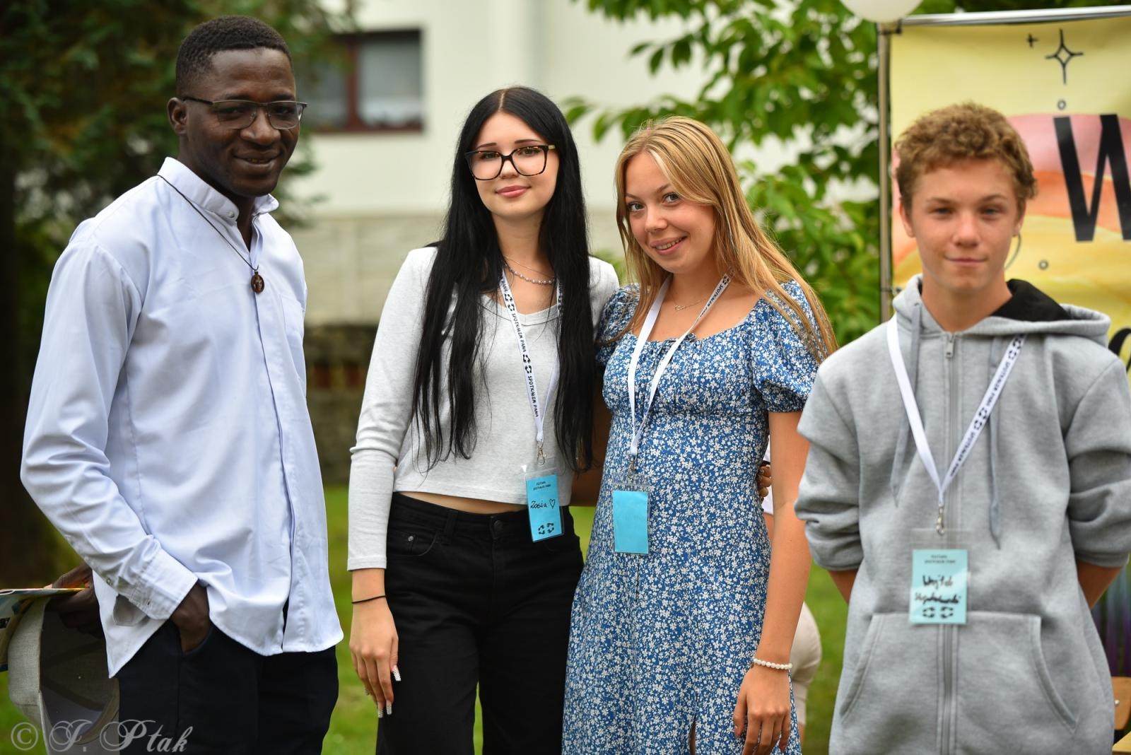 Zdjęcie w galerii na portalu naszraciborz.pl: Polski Wieczór Uwielbienia i konferencja ks. Piotra Morcińca zwieńczyły 34. Festiwal Spotkałem Pana wiadomości z regionu
