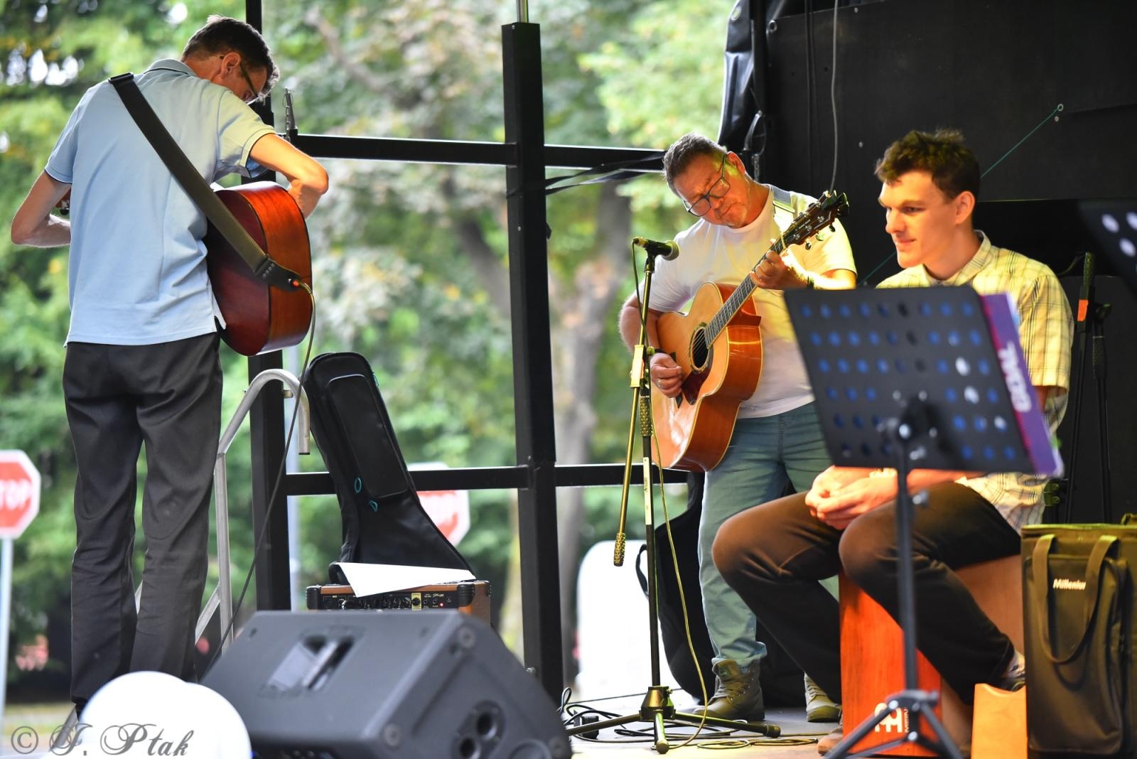 Zdjęcie w galerii na portalu naszraciborz.pl: Polski Wieczór Uwielbienia i konferencja ks. Piotra Morcińca zwieńczyły 34. Festiwal Spotkałem Pana wiadomości z regionu