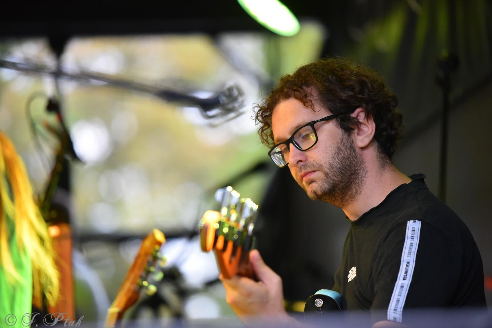 Zdjęcie w galerii na portalu naszraciborz.pl: Polski Wieczór Uwielbienia i konferencja ks. Piotra Morcińca zwieńczyły 34. Festiwal Spotkałem Pana wiadomości z regionu