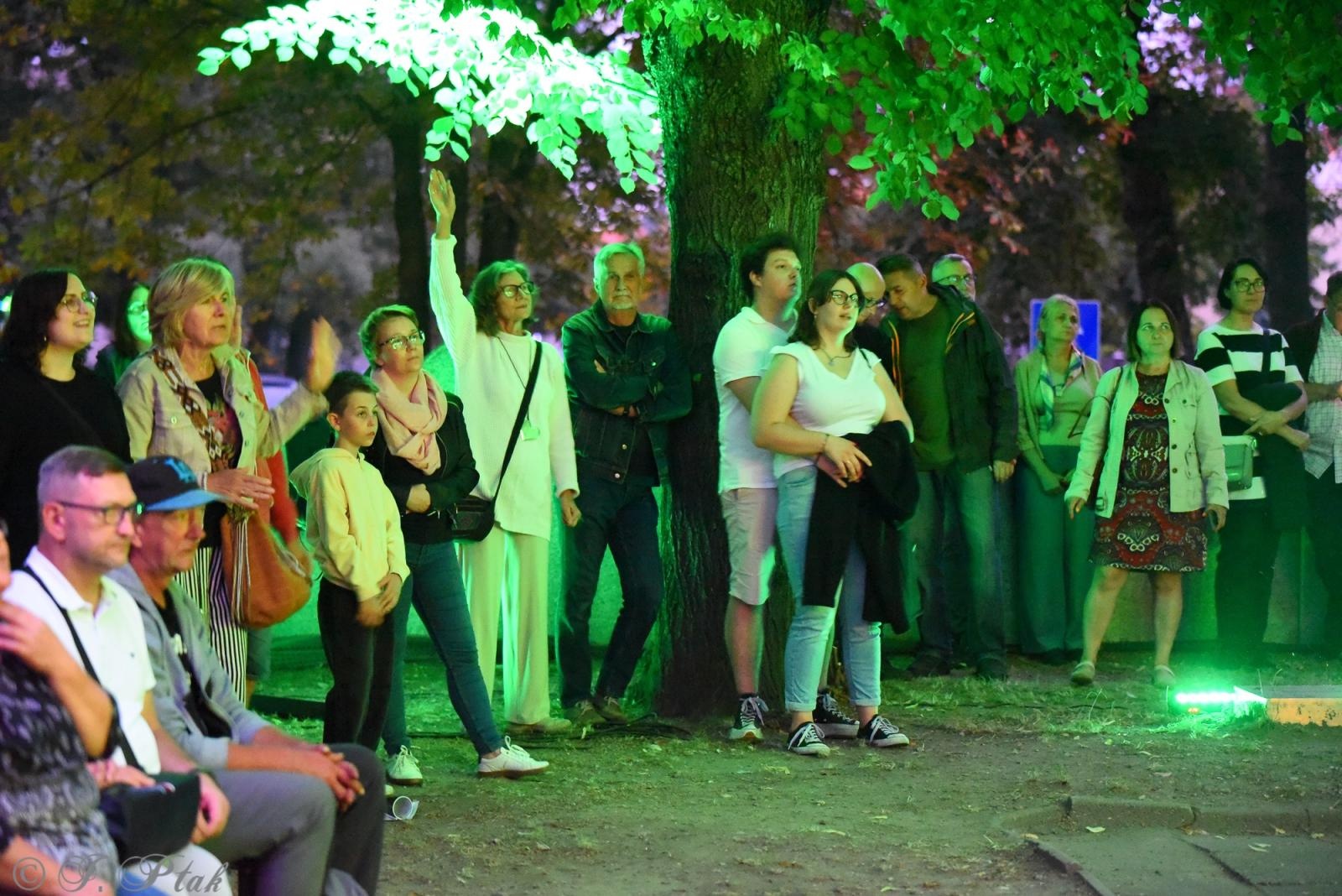 Zdjęcie w galerii na portalu naszraciborz.pl: Polski Wieczór Uwielbienia i konferencja ks. Piotra Morcińca zwieńczyły 34. Festiwal Spotkałem Pana wiadomości z regionu