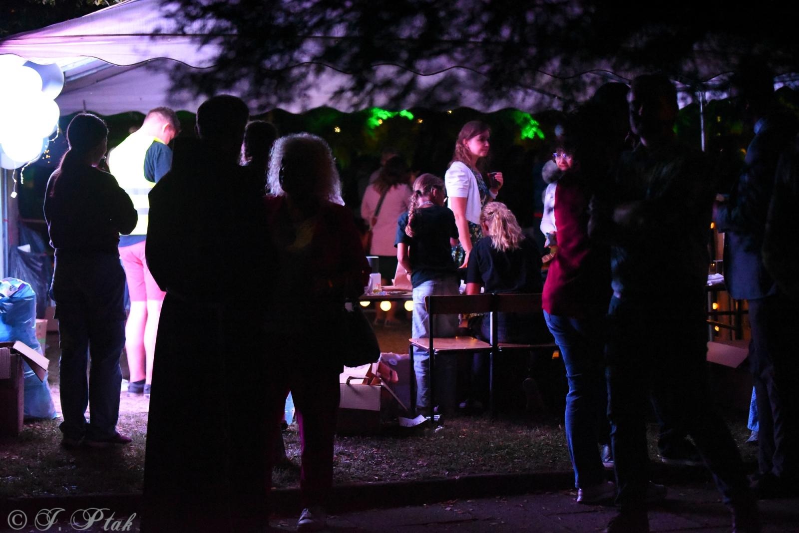 Zdjęcie w galerii na portalu naszraciborz.pl: Polski Wieczór Uwielbienia i konferencja ks. Piotra Morcińca zwieńczyły 34. Festiwal Spotkałem Pana wiadomości z regionu