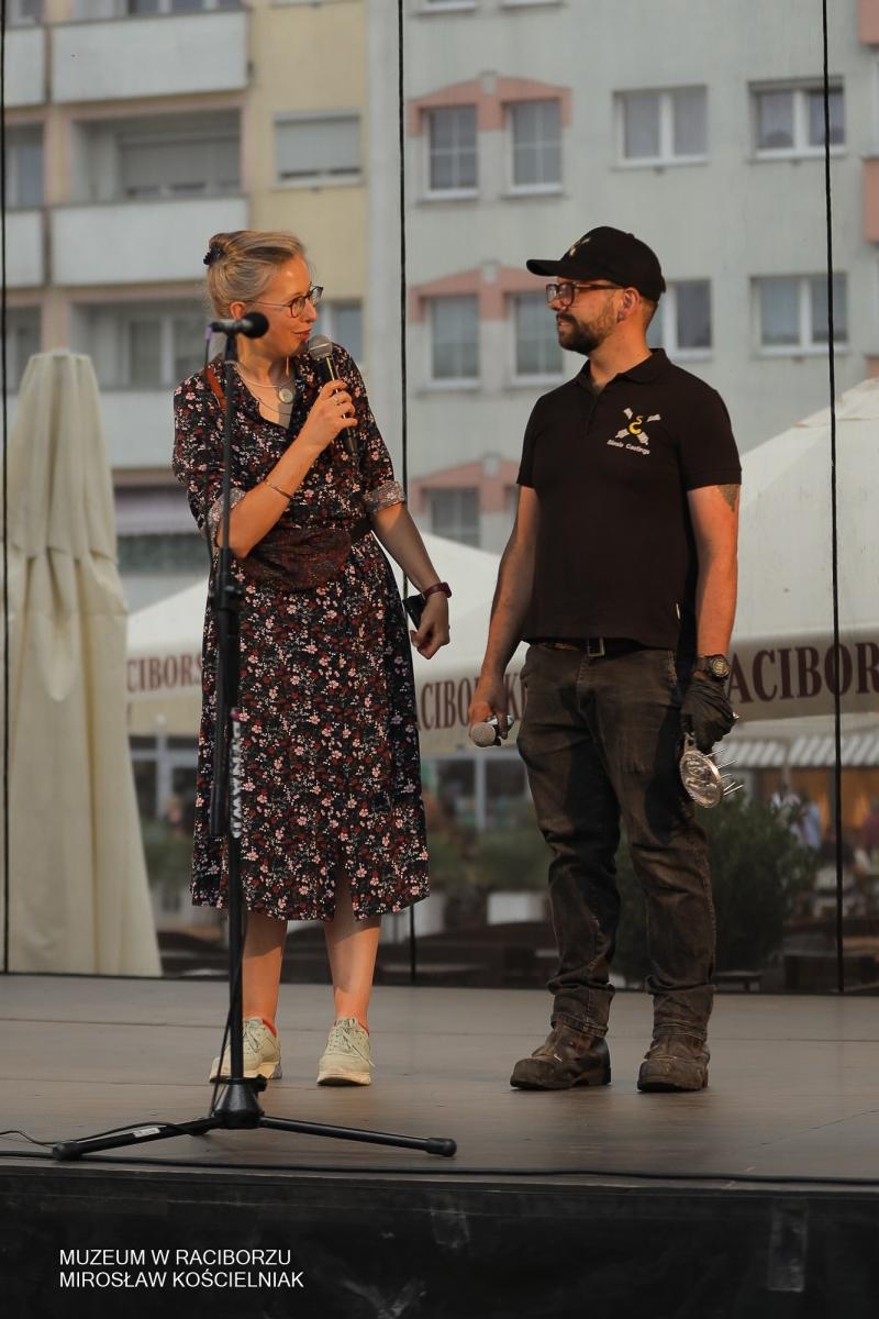 Zdjęcie w galerii na portalu naszraciborz.pl: Polsko-czeski festiwal tradycji i rzemiosł ożywił ul. Długą w Raciborzu wiadomości z regionu