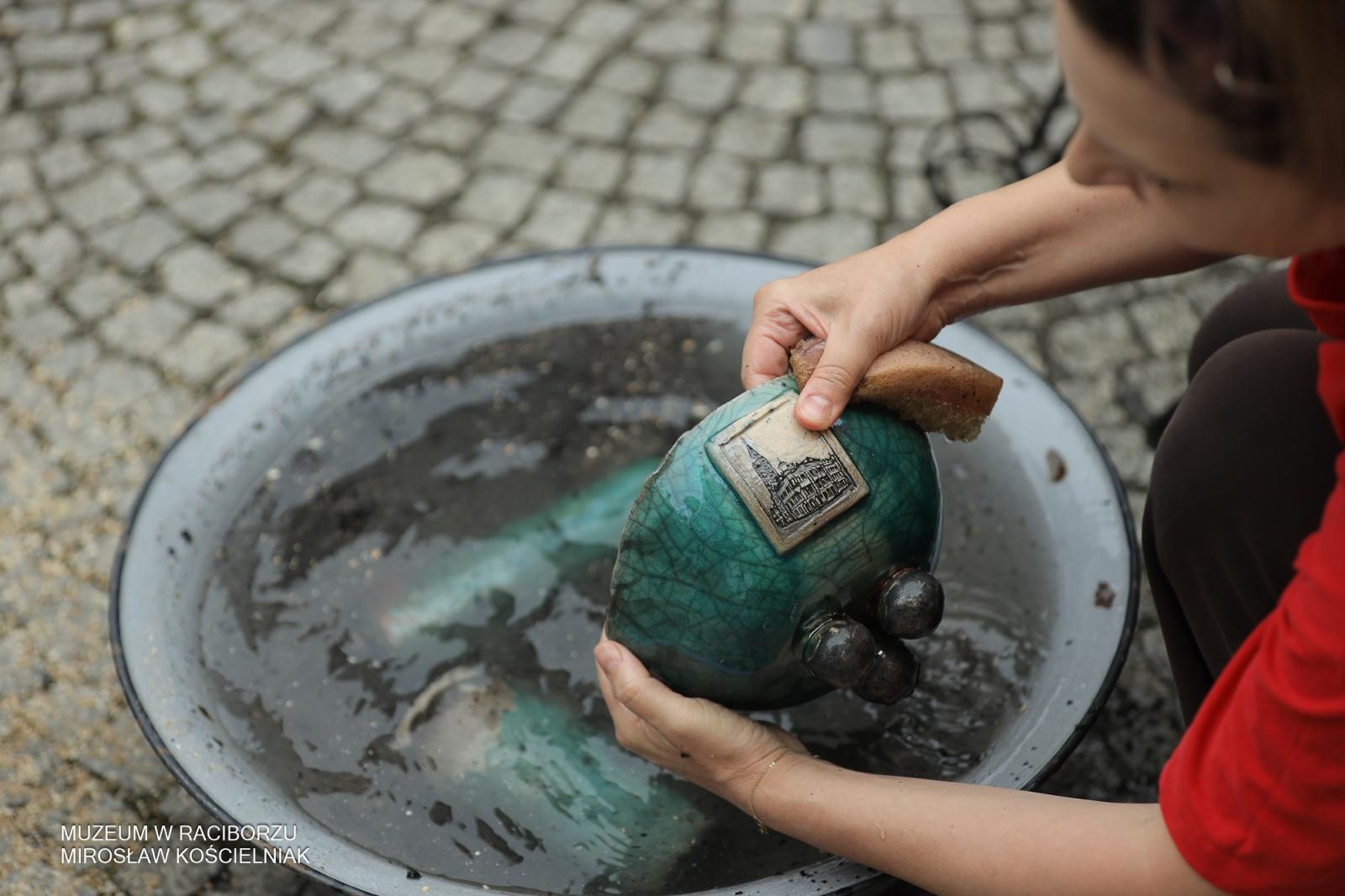 Zdjęcie w galerii na portalu naszraciborz.pl: Polsko-czeski festiwal tradycji i rzemiosł ożywił ul. Długą w Raciborzu wiadomości z regionu