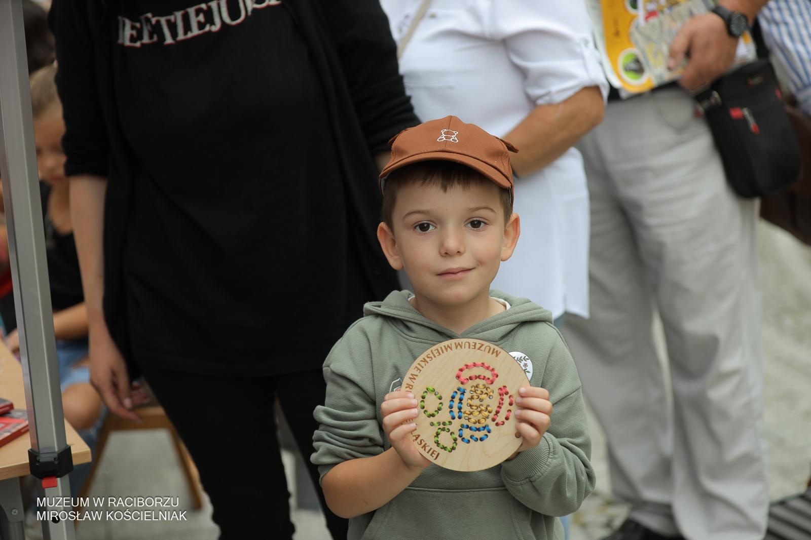 Zdjęcie w galerii na portalu naszraciborz.pl: Polsko-czeski festiwal tradycji i rzemiosł ożywił ul. Długą w Raciborzu wiadomości z regionu