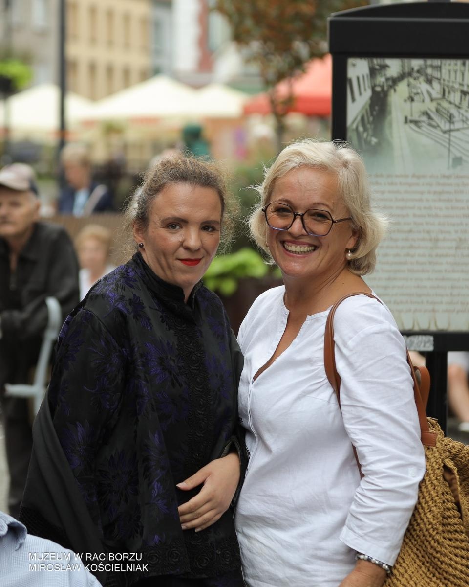 Zdjęcie w galerii na portalu naszraciborz.pl: Polsko-czeski festiwal tradycji i rzemiosł ożywił ul. Długą w Raciborzu wiadomości z regionu