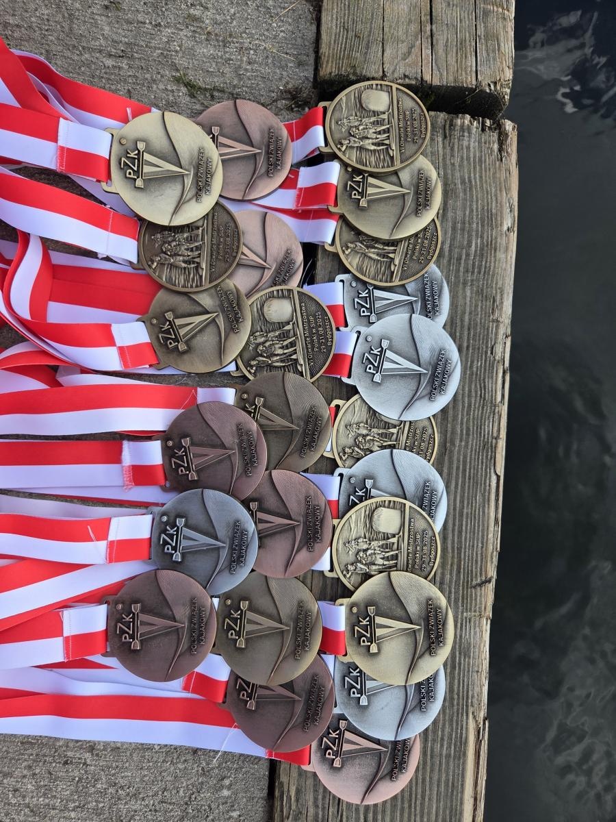 Zdjęcie w galerii na portalu naszraciborz.pl: Raciborscy zawodnicy SUP najlepsi w Polsce – 25 medali na Mistrzostwach wiadomości z regionu