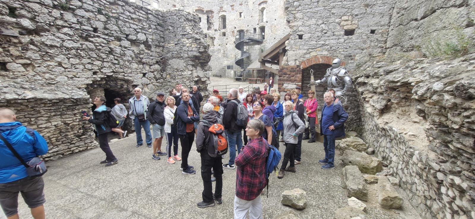 Zdjęcie w galerii na portalu naszraciborz.pl: Jurajskie skarby odkryte przez raciborzan – relacja z wycieczki PTTK wiadomości z regionu