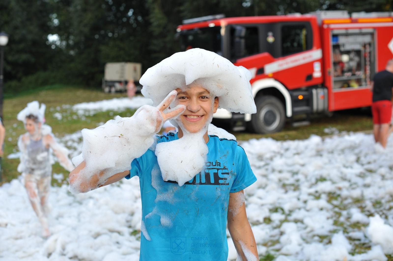 Zdjęcie w galerii na portalu naszraciborz.pl: Pożegnanie lata w Kornicach przyciągnęło tłumy na plażę Olszynka wiadomości z regionu