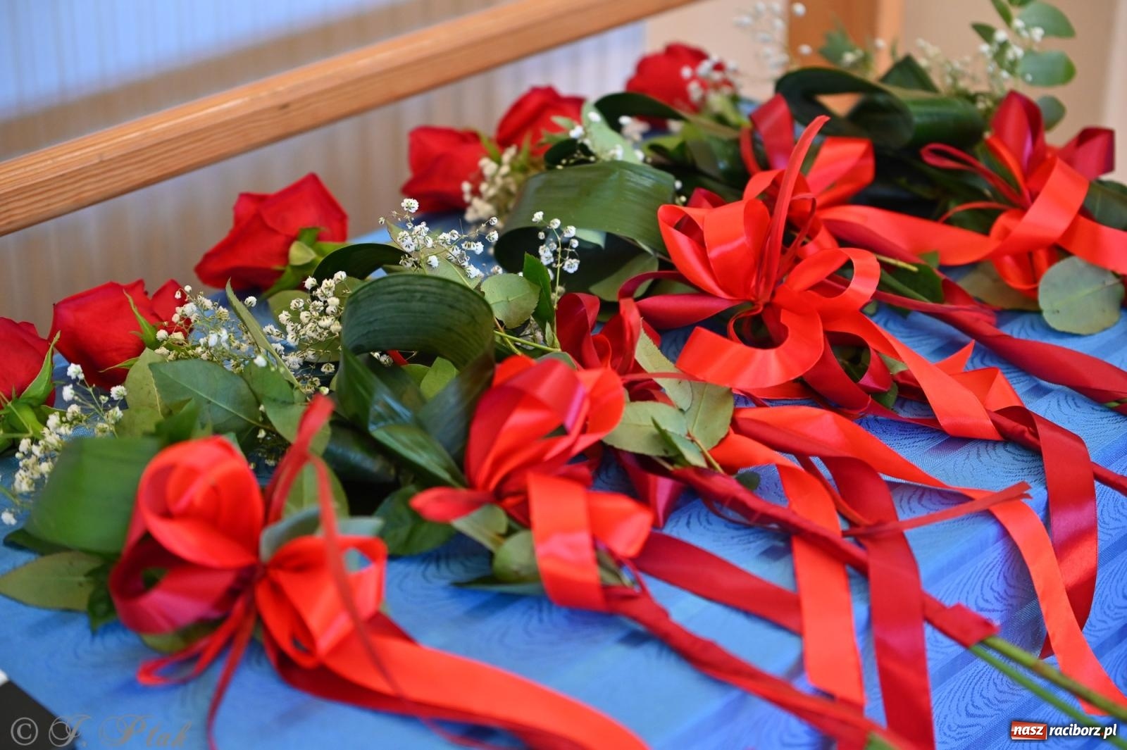 Zdjęcie w galerii na portalu naszraciborz.pl: Powiatowa inauguracja roku szkolnego w II LO – wyjątkowe święto edukacji wiadomości z regionu