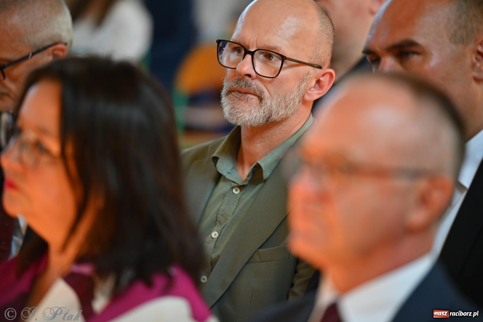 Zdjęcie w galerii na portalu naszraciborz.pl: Powiatowa inauguracja roku szkolnego w II LO – wyjątkowe święto edukacji wiadomości z regionu