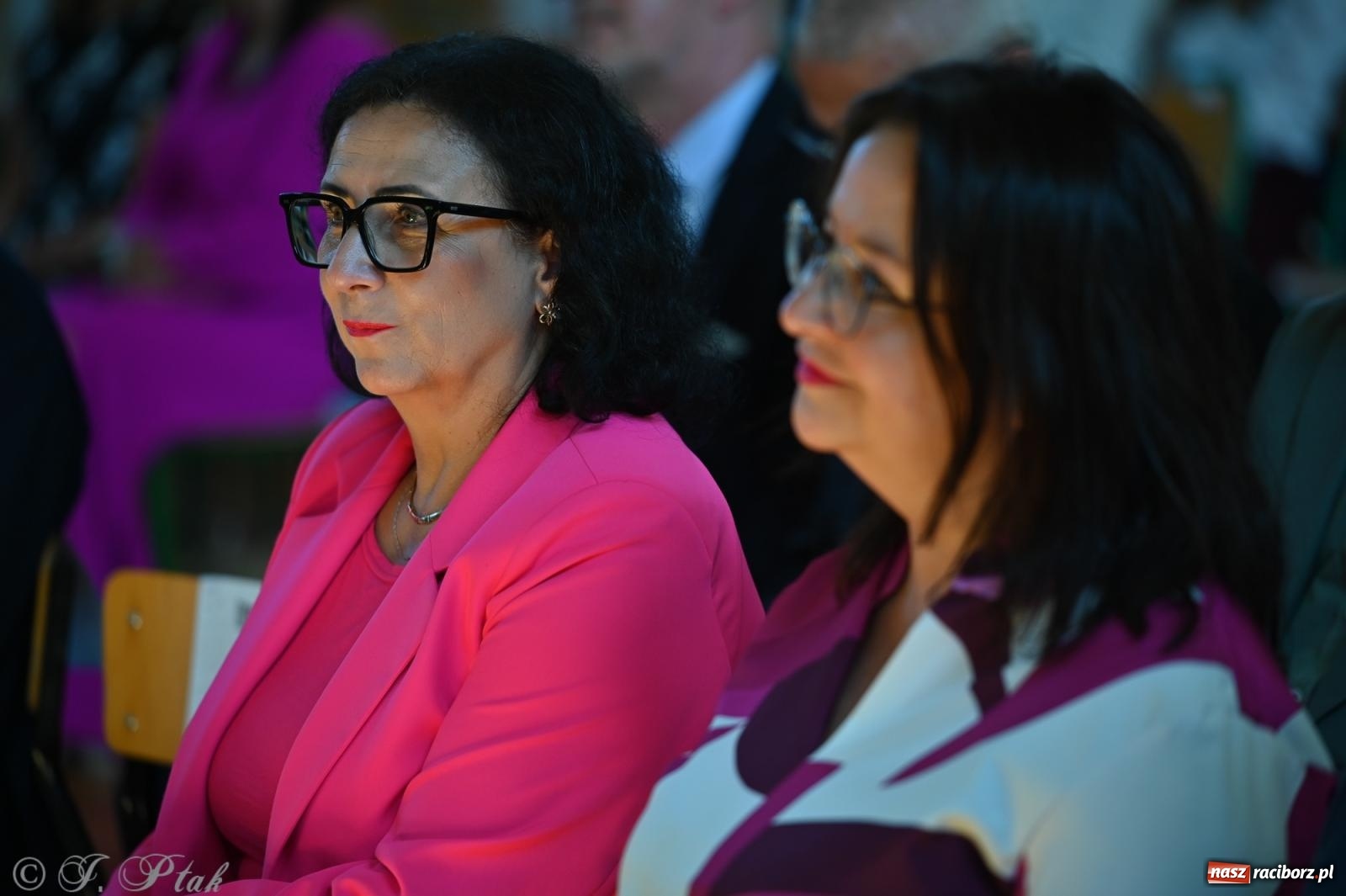 Zdjęcie w galerii na portalu naszraciborz.pl: Powiatowa inauguracja roku szkolnego w II LO – wyjątkowe święto edukacji wiadomości z regionu