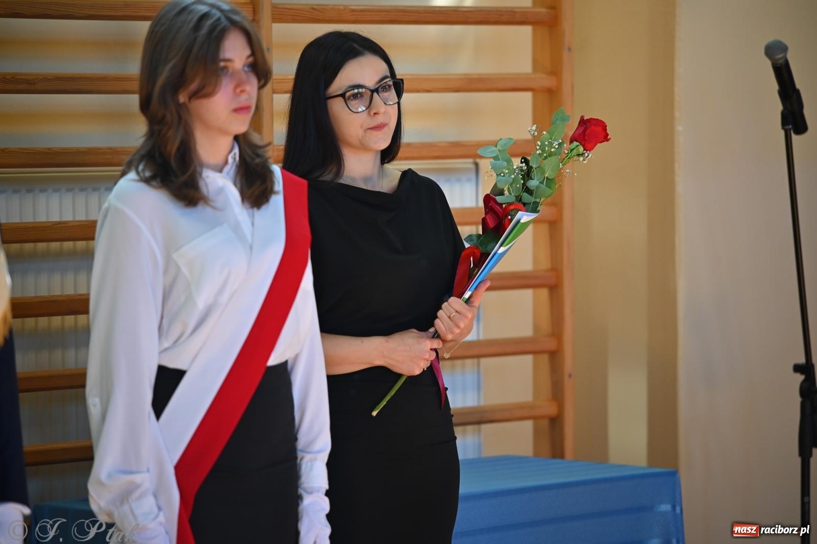 Zdjęcie w galerii na portalu naszraciborz.pl: Powiatowa inauguracja roku szkolnego w II LO – wyjątkowe święto edukacji wiadomości z regionu