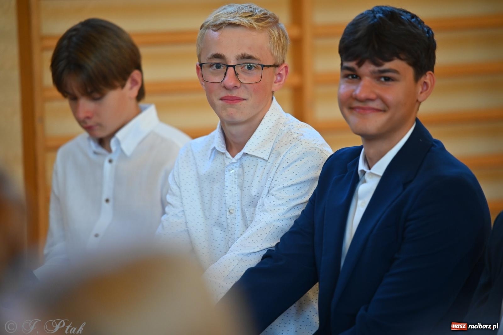 Zdjęcie w galerii na portalu naszraciborz.pl: Powiatowa inauguracja roku szkolnego w II LO – wyjątkowe święto edukacji wiadomości z regionu