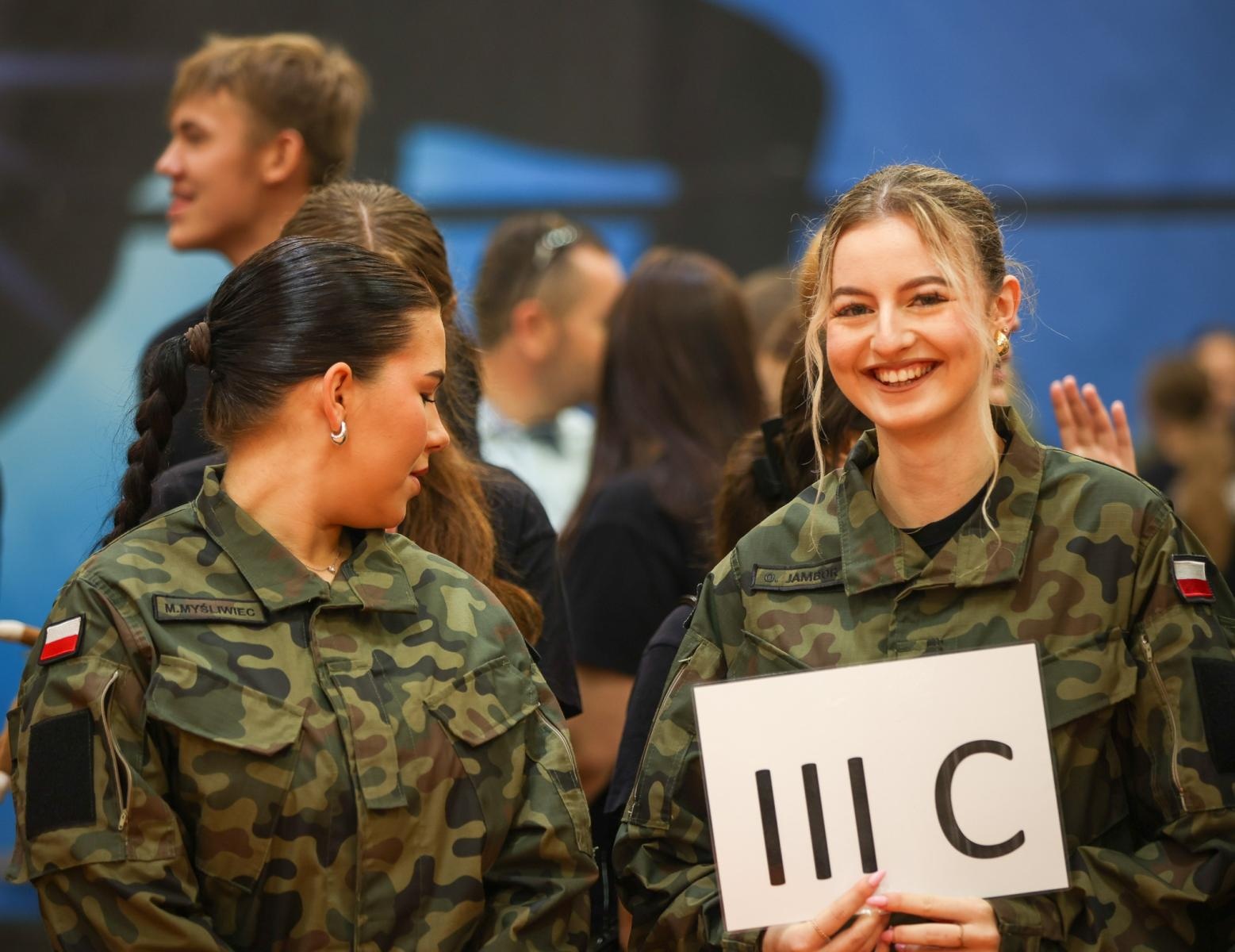 Zdjęcie w galerii na portalu naszraciborz.pl: Uroczyste rozpoczęcie roku szkolnego w Zespole Szkół Ogólnokształcących Mistrzostwa Sportowego wiadomości z regionu