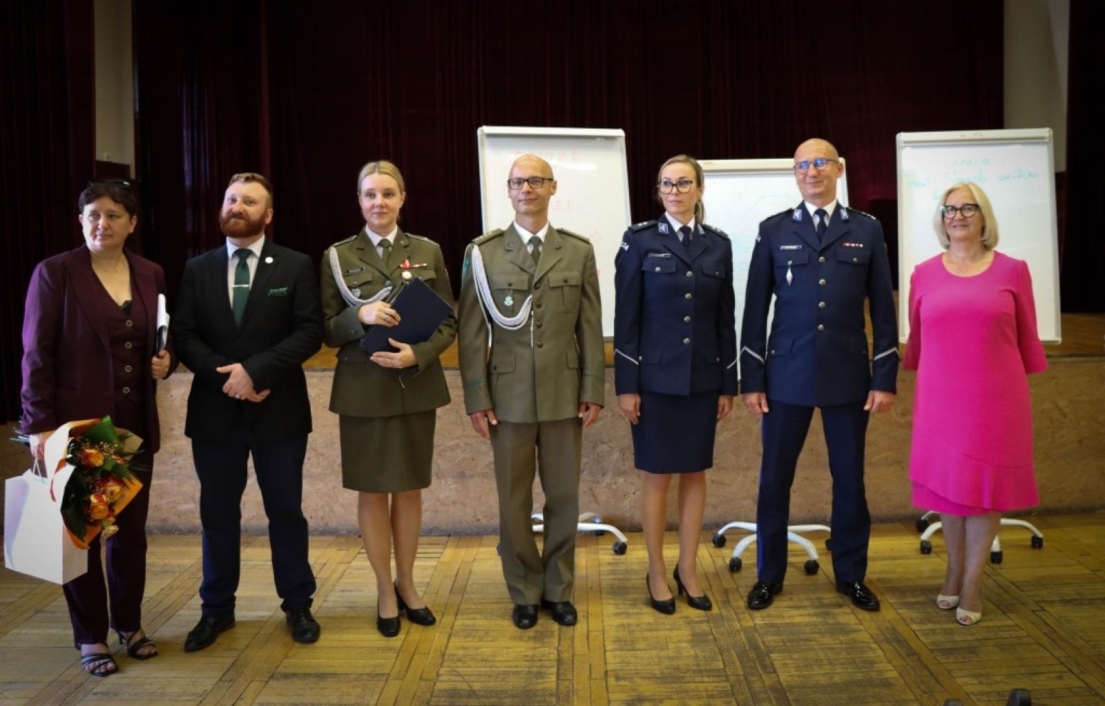 Zdjęcie w galerii na portalu naszraciborz.pl: Straż Graniczna z Raciborza otwiera drzwi do munduru już w szkołach: profil mundurowy wkracza do ponadpodstawówek wiadomości z regionu