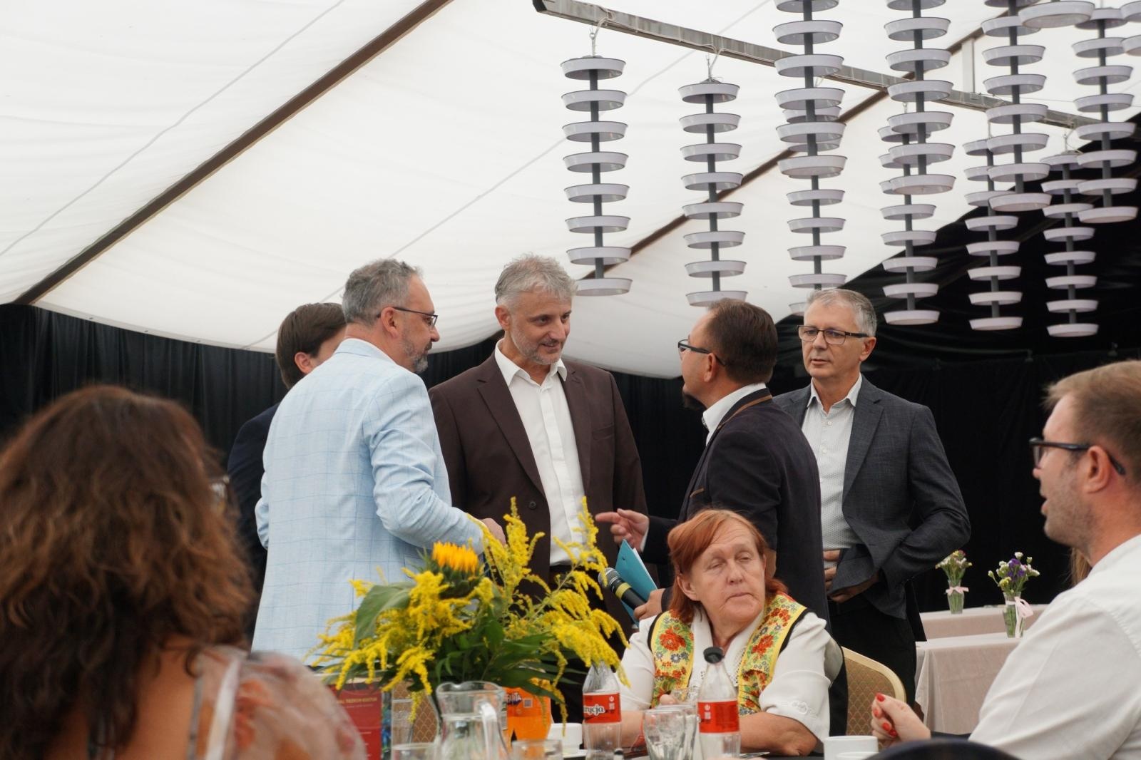 Zdjęcie w galerii na portalu naszraciborz.pl: Festiwal Trzech Kultur w Nędzy – spotkanie gmin partnerskich [FOTO i WIDEO] wiadomości z regionu