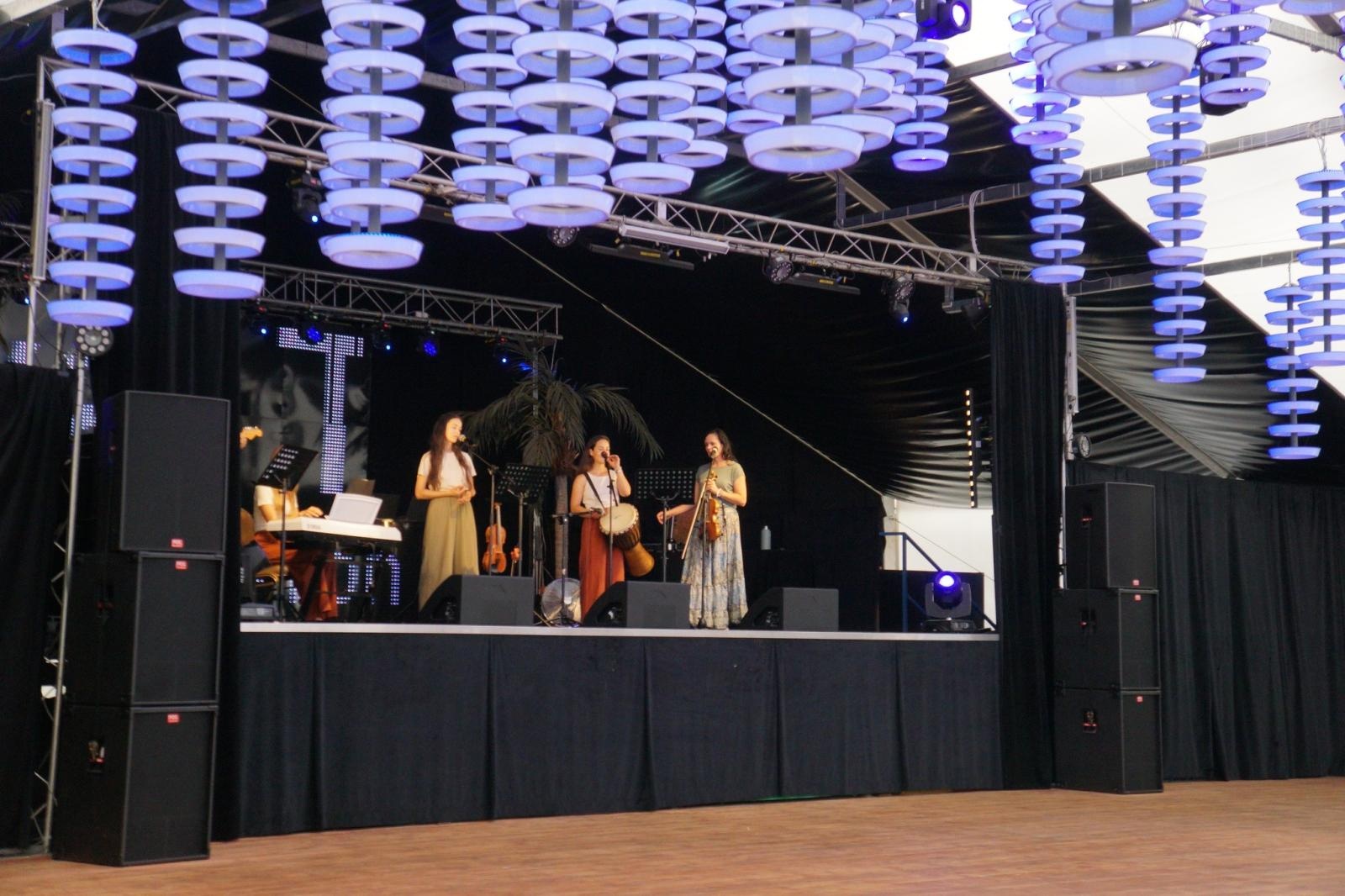 Zdjęcie w galerii na portalu naszraciborz.pl: Festiwal Trzech Kultur w Nędzy – spotkanie gmin partnerskich [FOTO i WIDEO] wiadomości z regionu