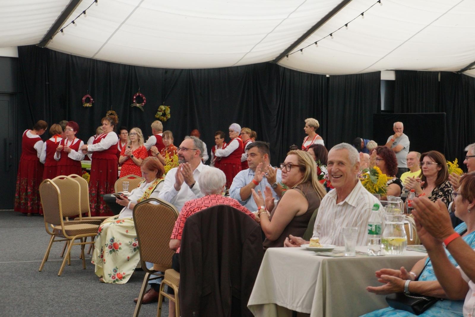 Zdjęcie w galerii na portalu naszraciborz.pl: Festiwal Trzech Kultur w Nędzy – spotkanie gmin partnerskich [FOTO i WIDEO] wiadomości z regionu