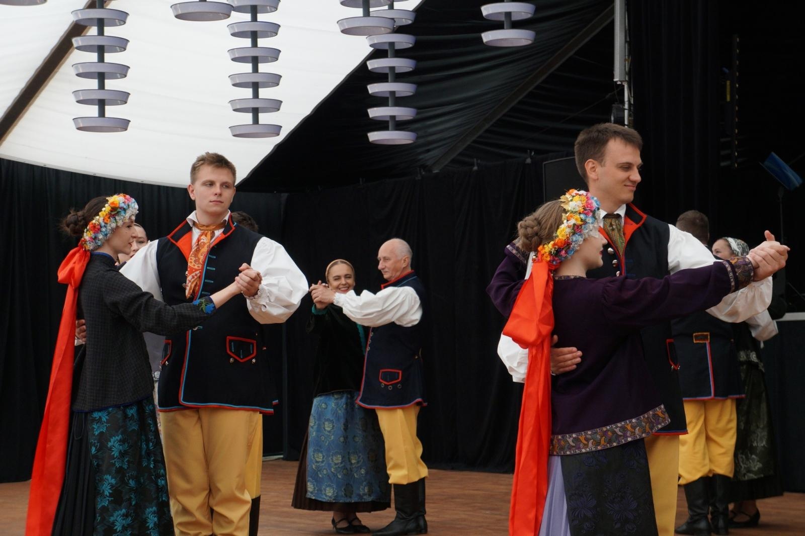 Zdjęcie w galerii na portalu naszraciborz.pl: Festiwal Trzech Kultur w Nędzy – spotkanie gmin partnerskich [FOTO i WIDEO] wiadomości z regionu