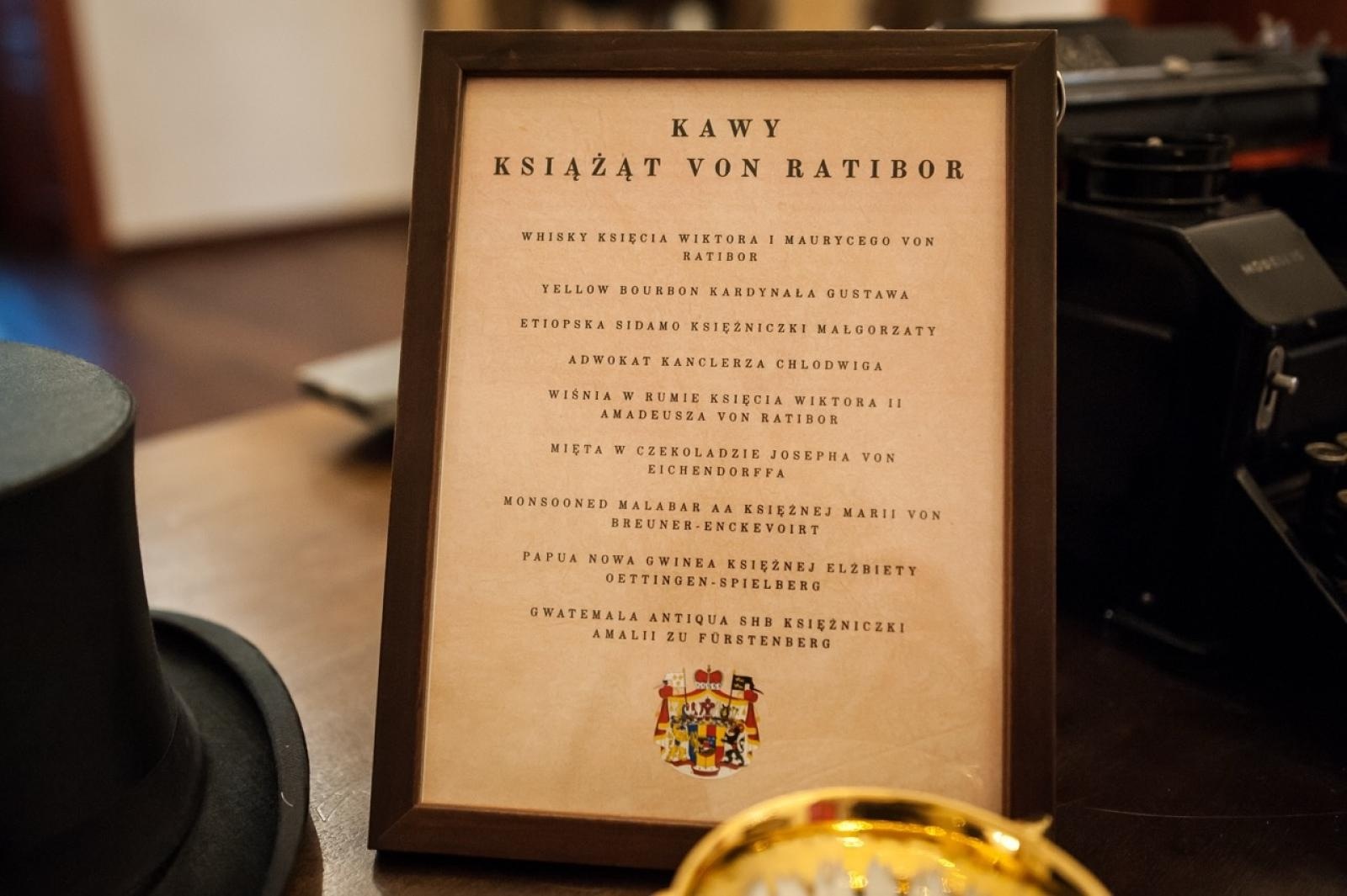 Zdjęcie w galerii na portalu naszraciborz.pl: Nocne zwiedzanie Krowiarek i Zamku Piastowskiego w Raciborzu z koncertem i aromatem kaw [FOTO i WIDEO] wiadomości z regionu