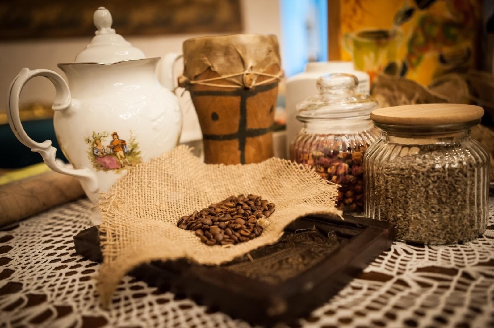 Zdjęcie w galerii na portalu naszraciborz.pl: Nocne zwiedzanie Krowiarek i Zamku Piastowskiego w Raciborzu z koncertem i aromatem kaw [FOTO i WIDEO] wiadomości z regionu